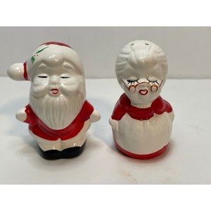 Santa & Mrs. Claus Salt and Pepper Shaker ceramic Christmas Holiday 3 1/2"